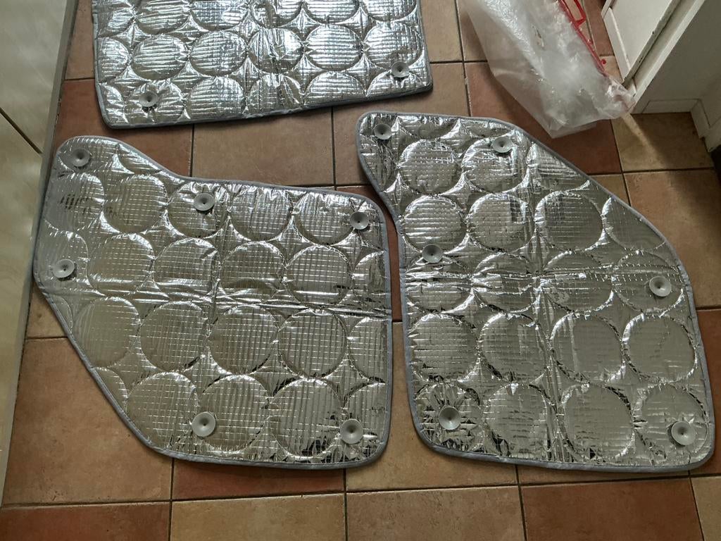 Ducato of Peugeot boxer camper raamisolatie zonwering., Ophalen of Verzenden