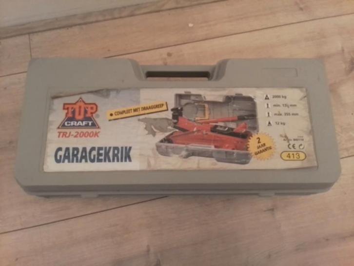 Garagekrik - weinig gebruikt, netjes in draagkoffer, Auto diversen, Krikken, Ophalen