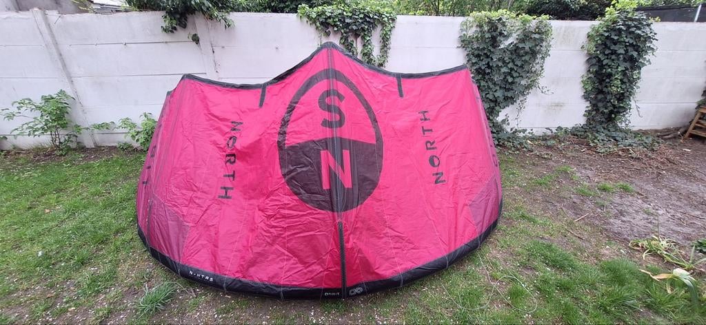 North Orbit 9m 2024 - Freeride/Big Air Kite, Geen board, Ophalen, 9 m²