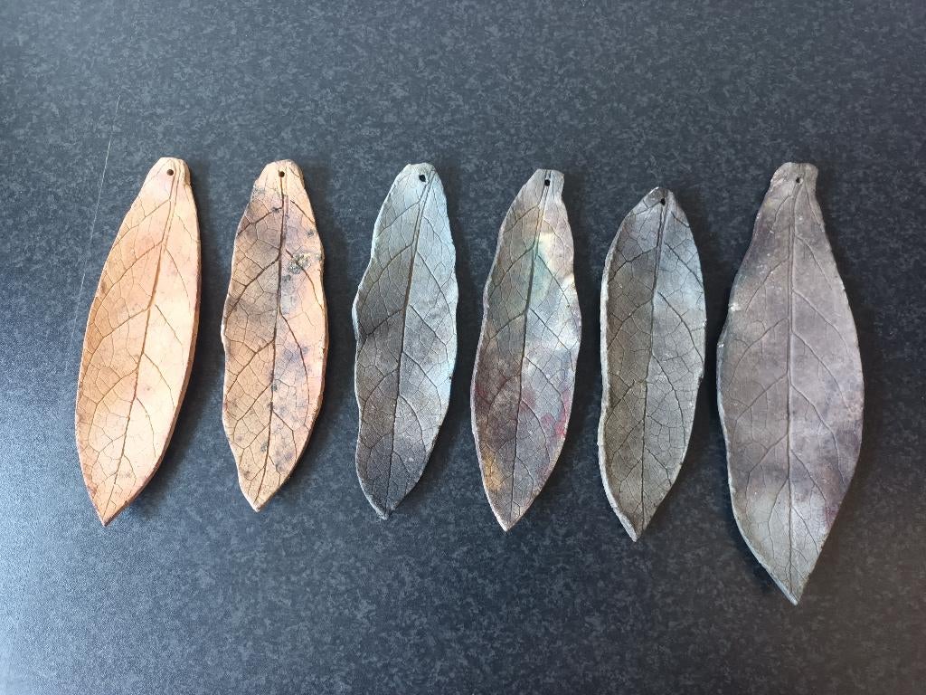 038 Handmade keramiek diverse wierrookhouders bladeren, Overige materialen, Nieuw, Ophalen of Verzenden, Kandelaar