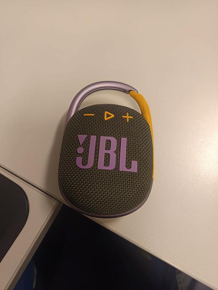 JBL Clip 4 Draagbare Bluetooth Speaker, Audio, Tv en Foto, Luidsprekers, Zo goed als nieuw, Overige typen, Minder dan 60 watt