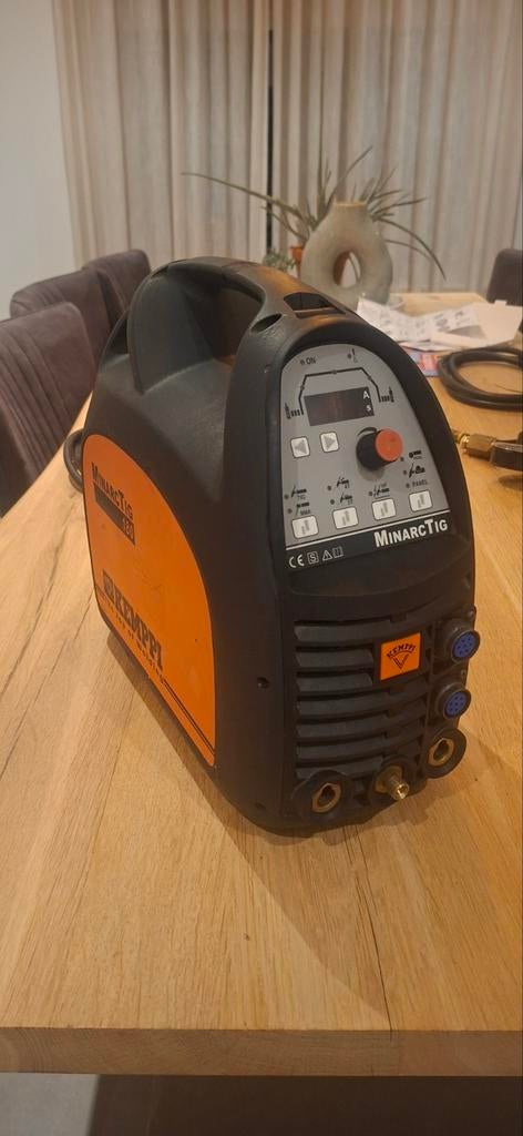 Kemppi minarctig 180, Doe-het-zelf en Verbouw, Gereedschap | Lasapparaten, Ophalen of Verzenden, 250 ampère of meer