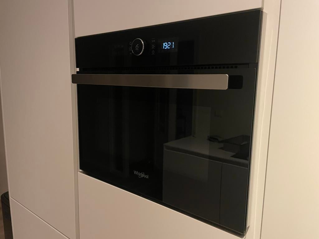 Whirlpool combimagnetron, Witgoed en Apparatuur, Zo goed als nieuw, Oven met grill, Inbouw, Draaiplateau