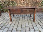 17e 18e eeuw Spaans salon tafeltje met 2 lades izgs en mooi!, Ophalen
