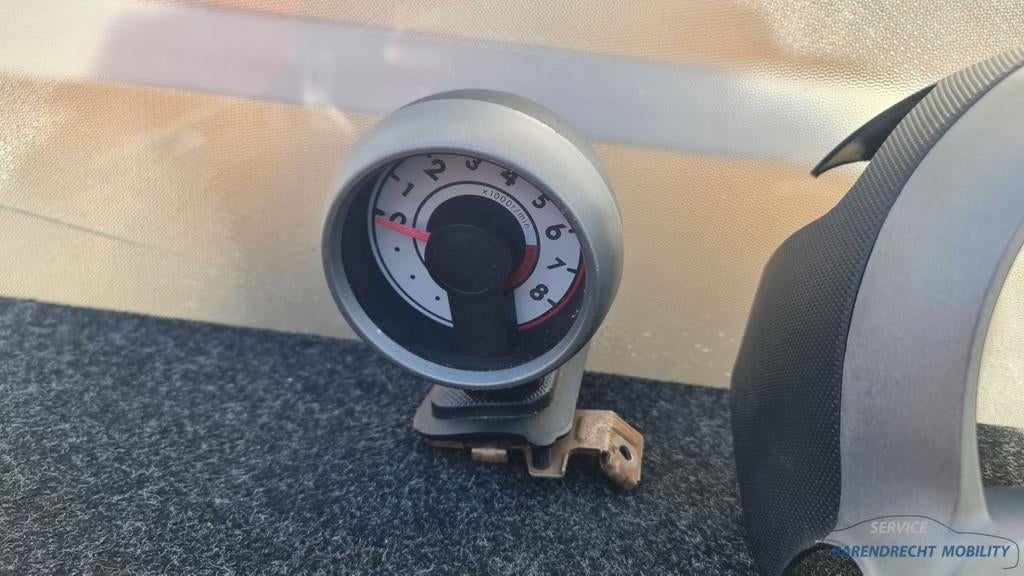 Toerenteller + afdekkap Aygo C1 107 grijs 83270-0H010 comple, Auto-onderdelen, Info@toyota.co.jp, Gebruikt, Citroën, Toyota Motor Corporation