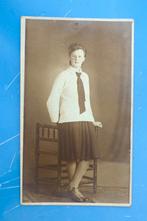 Fotokaart uit 1930 aan Janny Mantel- Dorpstraat  Linschoten, Verzamelen, Gebruikt, Foto, Ophalen of Verzenden, Voor 1940