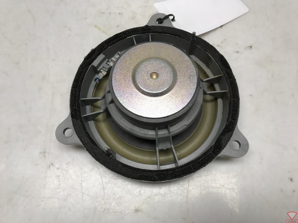 renault megane 2018 speaker bose achter 281445901r, Auto-onderdelen, Renault Group, Gebruikt, Contact.group@renault.com, Renault