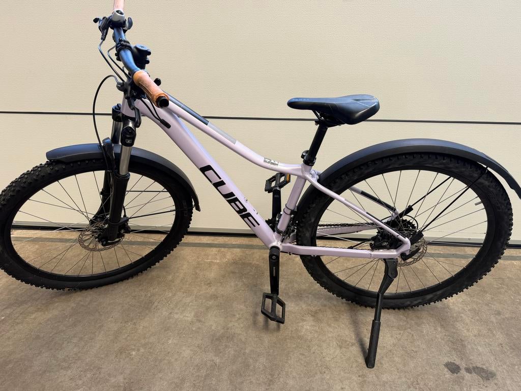 Cube dames kinderfiets Acces EAZ Framemaat S, bandmaat 27,5, Fietsen en Brommers, Fietsen | Meisjes, Gebruikt, Handrem, Schijfrem