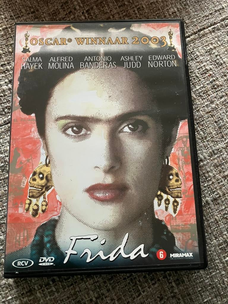 Frida Kahlo, Vanaf 16 jaar, Ophalen of Verzenden, Zo goed als nieuw