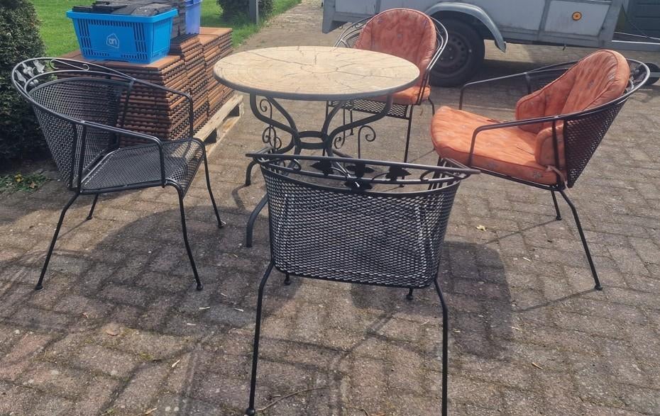 Tuinstel met ronde tafel, Tuin en Terras, Tuinsets en Loungesets, Ophalen, 4 zitplaatsen, Zo goed als nieuw, Tuinset
