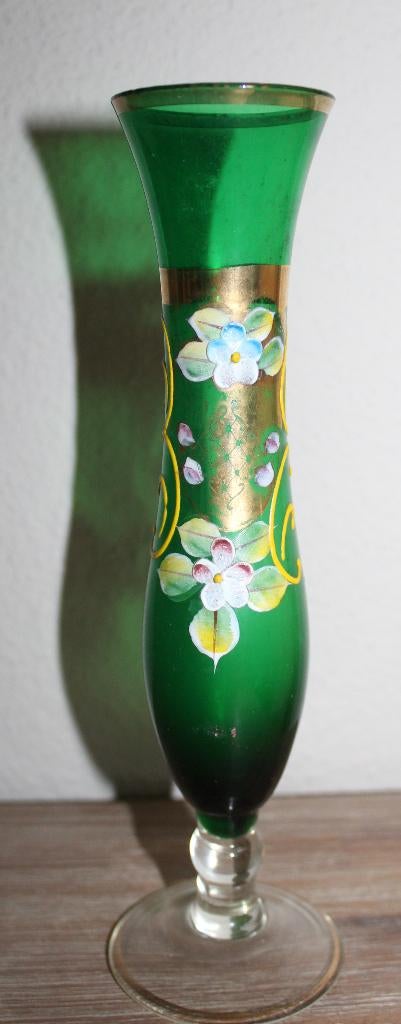 antiek glazen vaasje met handbeschilderd  emaille decoratie, Antiek en Kunst, Antiek | Glas en Kristal, Ophalen of Verzenden