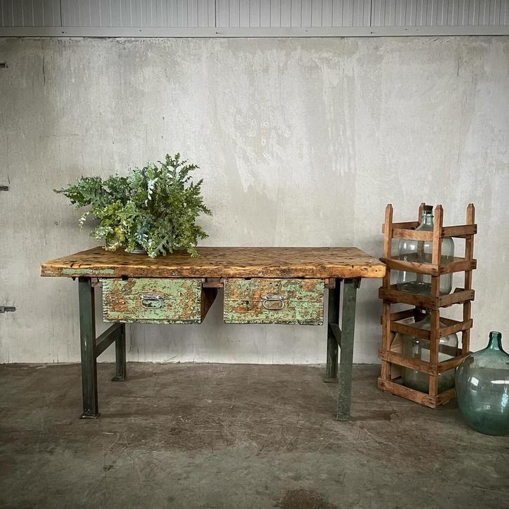 Oude werkbank, dressoir, toonbank, keuken meubel,, Antiek en Kunst, Curiosa en Brocante, Ophalen