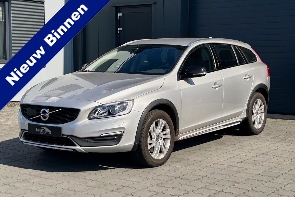 Volvo V60 Cross Country 2.0 T5 245pk Momentum XENON STANDKAC, 15 km/l, Gebruikt, 4 cilinders, Startonderbreker