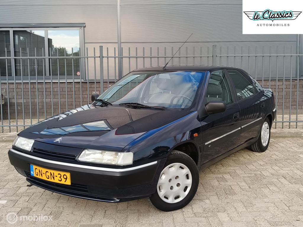 Citroen Xantia 1.8i Allure | 1993 | trekhaak | 98dkm, Auto's, Voorwielaandrijving, Citroën, Blauw, Origineel Nederlands