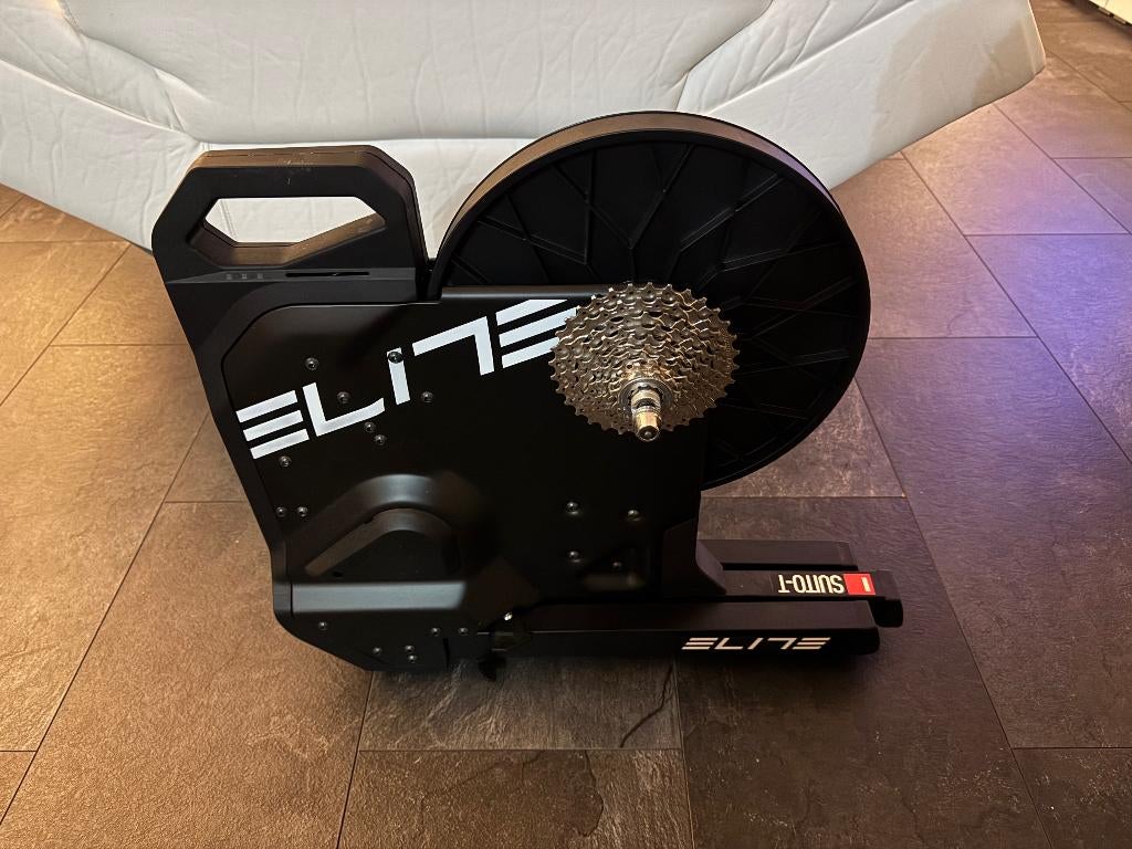 Elite Suito-T Smart Trainer + Cassette - Indoor Cycling, Ophalen, Zo goed als nieuw, Overige typen