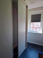 schuifdeuren, Huis en Inrichting, Kasten | Kledingkasten, Gebruikt, 200 cm of meer, Met plank(en), Ophalen of Verzenden