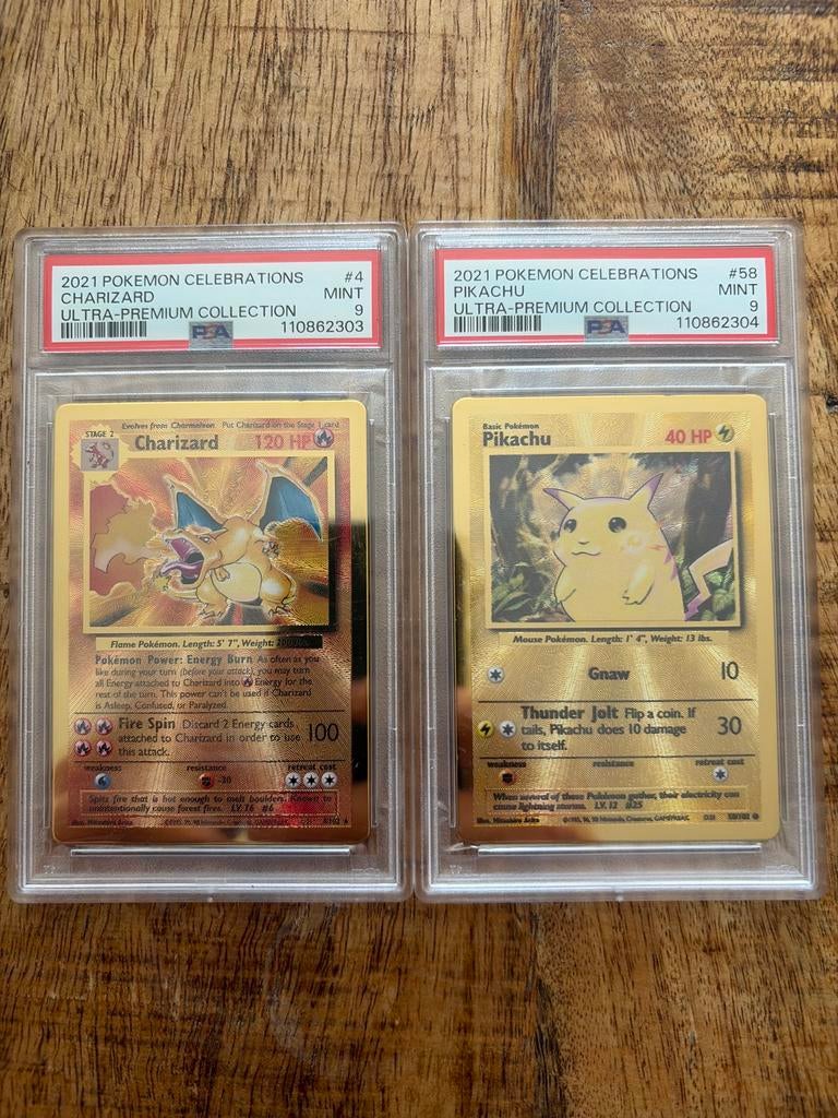 Pokémon Celebrations Charizard & Pikachu PSA 9 Mint Set, Ophalen of Verzenden, Zo goed als nieuw, Meerdere kaarten, Foil
