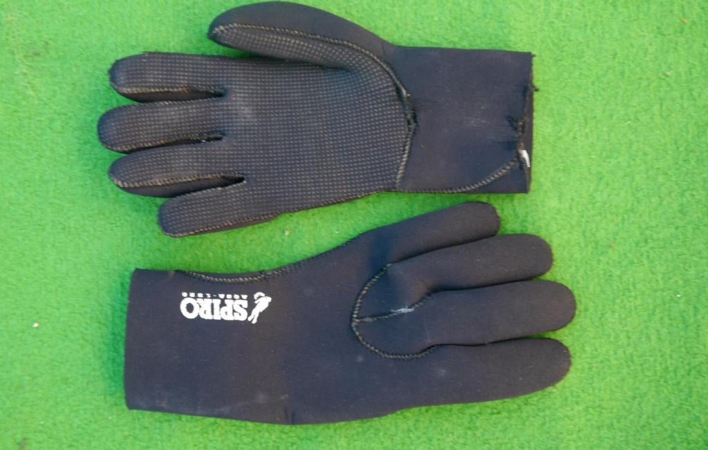 Spiro maat M watersport-/duikhandschoenen, Watersport en Boten, Watersportkleding, Gebruikt, Spiro en Vitesse, Overige typen, Ophalen of Verzenden