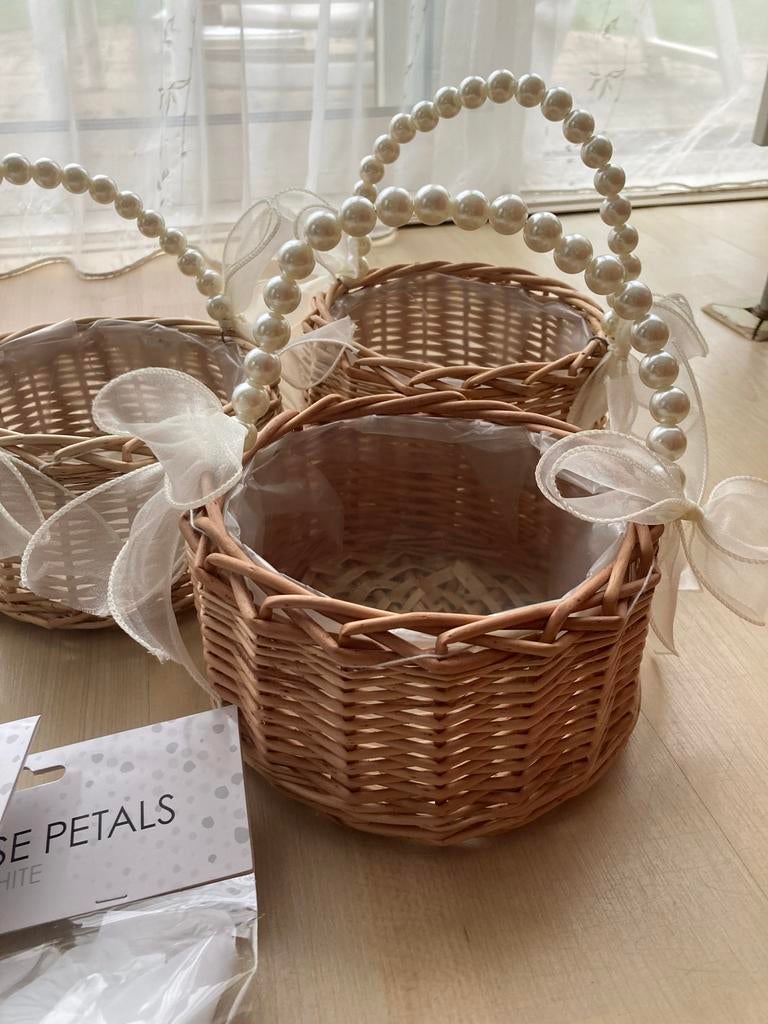 Bloemenmeisjes mandjes met rozenblaadjes, Ophalen, Nieuw, Feestartikel, Geboorte of Huwelijk