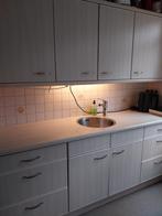 Gratis keuken en koelkast met vriezer, Ophalen, Gebruikt, Wit, Enkelwandige keuken