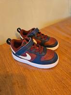Nike sneakers voor jongetjes - maat 25, Kinderen en Baby's, Kinderkleding | Schoenen en Sokken, Schoenen, Ophalen of Verzenden
