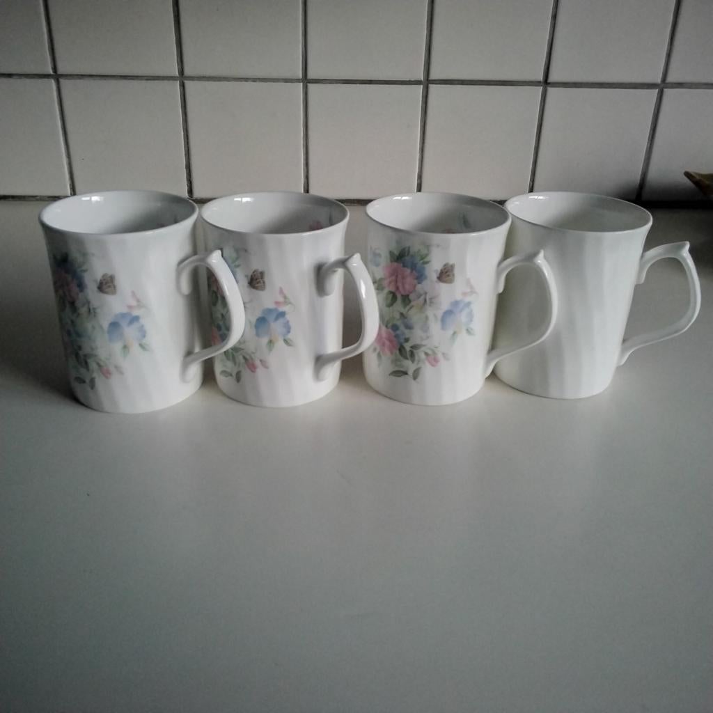 4 Engelse jason mokken, Ophalen of Verzenden, Aardewerk, Overige stijlen, Kop(pen) en/of Schotel(s)