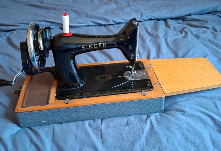Singer model 99K naaimachine (incl. koffer), Hobby en Vrije tijd, Naaimachines en Toebehoren, Gebruikt, Naaimachine, Singer, Ophalen