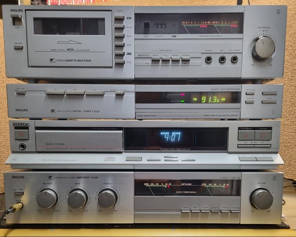 Philips Stereo set - fijn geluid 70, Audio, Tv en Foto, Stereo-sets, Gebruikt, Cassettedeck, Cd-speler, Tuner of Radio, Philips