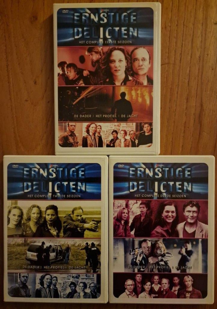 Ernstige Delicten - Seizoen 1 t/m 3 (DVD) NL Uitgave, Vanaf 12 jaar, Verzenden, Zo goed als nieuw