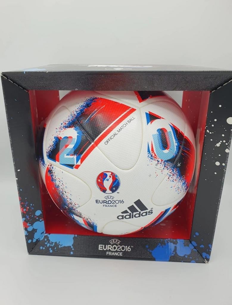 Adidas Fracas OFFICIAL MATCHBALL (EK 2016), Ophalen of Verzenden, Buitenlandse clubs