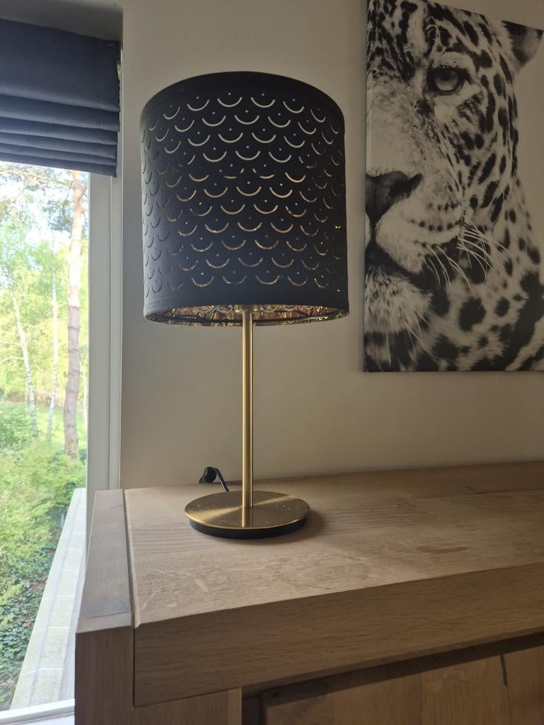 Nymö Ikea, zgan mooie zwarte lampen met gouden details, Ophalen, Modern, Klassiek, Luxe, Zo goed als nieuw, Stof