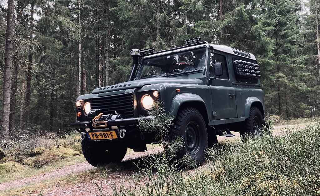 Land Rover Defender 2.4 D Stw. 90 2007 Ketwich Green, Auto's, Stof, Zwart, 4 cilinders, 4 stoelen