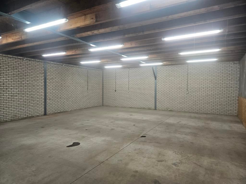 Opslag bedrijfsruimte te huur 170m2, 160 m², Huur, Bedrijfsruimte