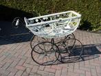 rieten kinderwagen  uit dickenstijd, Ophalen