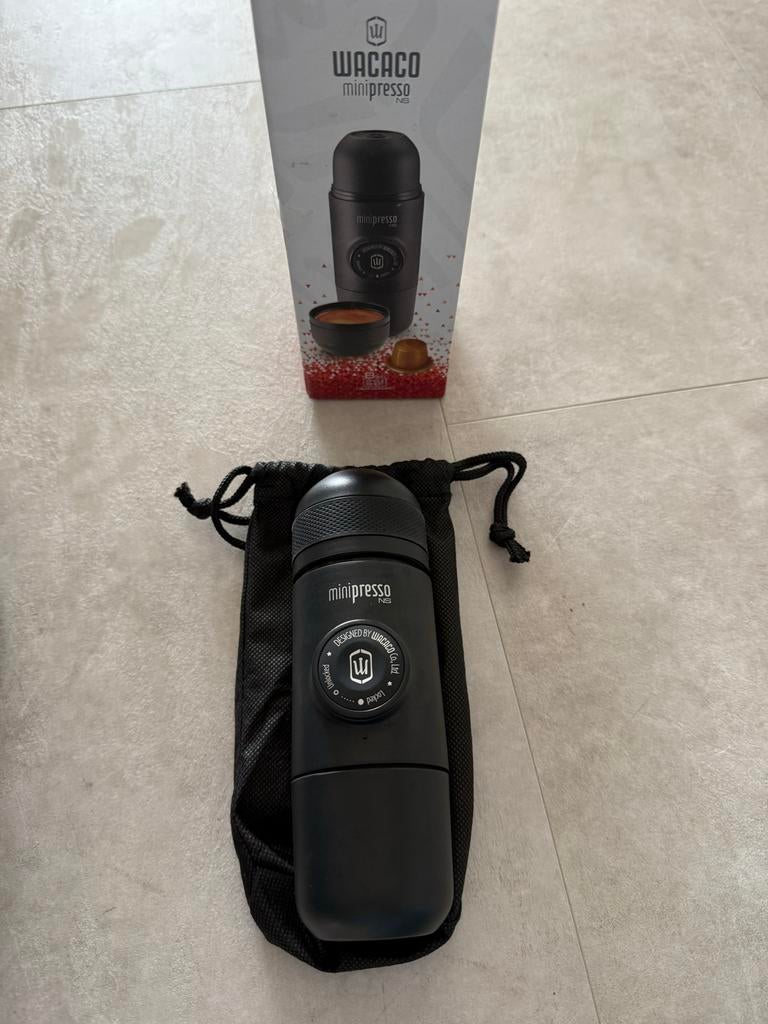 Wacaco Minipresso NS - Draagbaar Espresso Apparaat, Koffiepads en cups, Espresso apparaat, Ophalen of Verzenden, Zo goed als nieuw