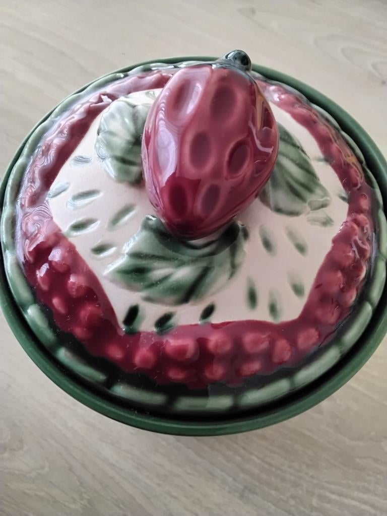 AARDBEIENPOT VINTAGE, Huis en Inrichting, Keuken | Tupperware, Ophalen of Verzenden, Zo goed als nieuw, Overige typen