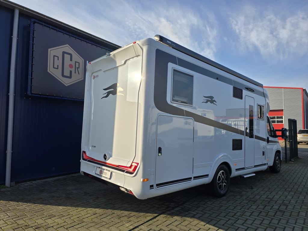 Laika L4009 DS 180 PK enkele bedden face/face, Caravans en Kamperen, Campers, Automaat, Ringverwarming, Fiat, Afzuigkap