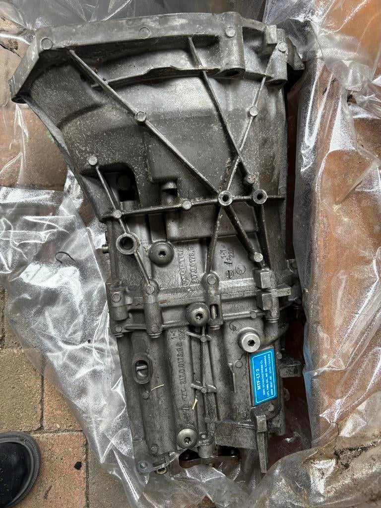 BMW E90 Versnellingsbak incl. vliegwiel - Getrag GS6-17BG, Ophalen, Gebruikt, BMW