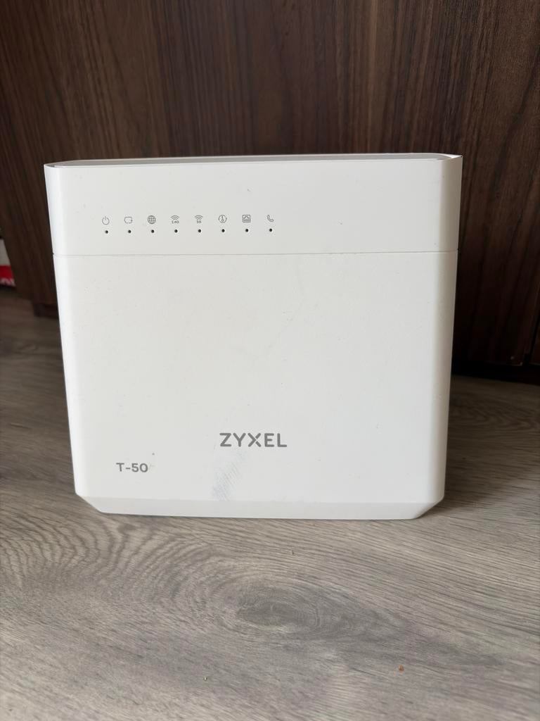 Zyxel T-50 router, Computers en Software, Routers en Modems, Ophalen of Verzenden, Gebruikt, Router