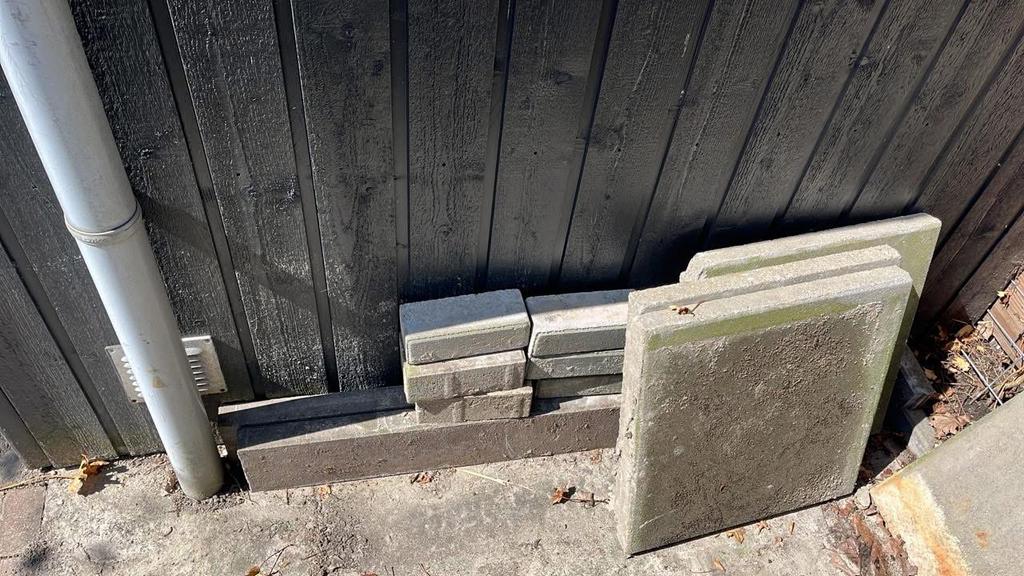 6 Klinkers, 3 45x45 tegels, Ophalen, Overige materialen, Minder dan 3 meter, 1 tot 2 meter