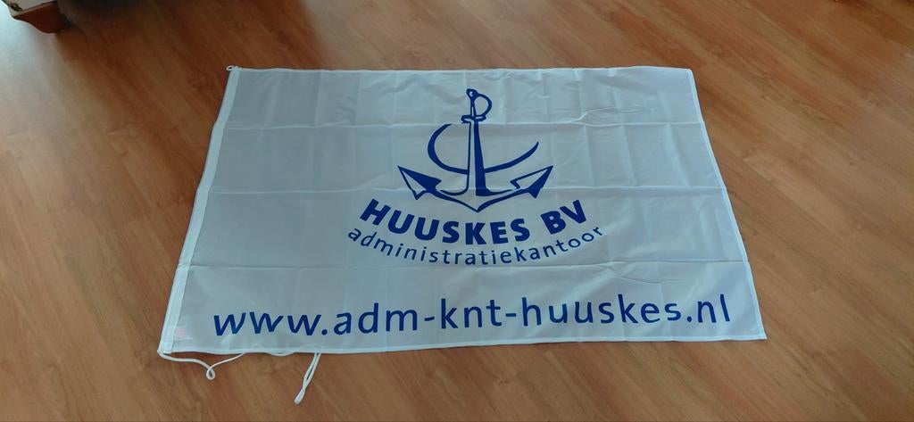 Scheepvaartvlag Huuskes bv administratiekantoor (75 x120 cm), Ophalen of Verzenden