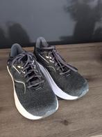 Te koop: Saucony dames schoenen, Ophalen of Verzenden, Zo goed als nieuw, Hardloopschoenen, Saucony