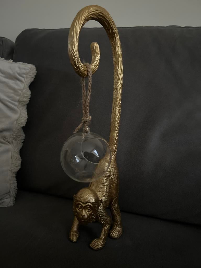 Gouden Aap met Glazen Bol - Unieke Decoratie, Huis en Inrichting, Woonaccessoires | Overige, Overige stijlen, Ophalen of Verzenden