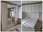 Bed zonder matrassen met kastenwand en kledingkast, Ophalen, Gebruikt, Tweepersoons