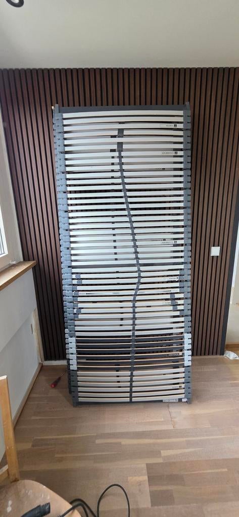 Bossflex lattenbodem 220x90 met verstelbare zones, Huis en Inrichting, Slaapkamer | Matrassen en Bedbodems, Ophalen