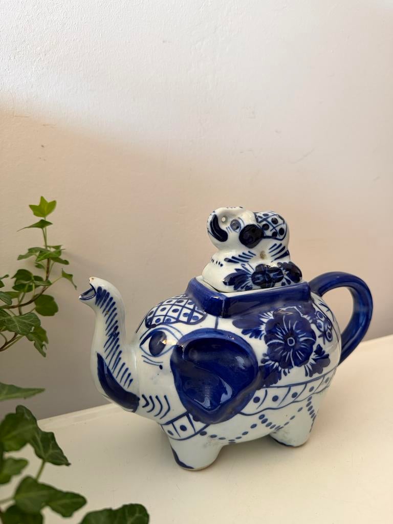 Theepotje in de vorm van een olifant vintage, Antiek en Kunst, Antiek | Porselein, Ophalen of Verzenden
