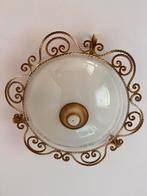 Vintage plafonnière met bronskleurige ornamenten, Huis en Inrichting, Ophalen, Gebruikt, Glas
