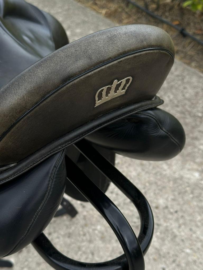 Kingsley D4 17,5 inch boommaat 32 – 2022 | Scherp geprijsd, Dieren en Toebehoren, Ophalen of Verzenden, Gebruikt, Dressuur