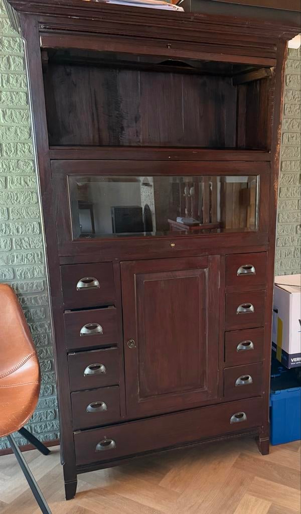 Teak houten kast met glazen klep, Ophalen, Gebruikt