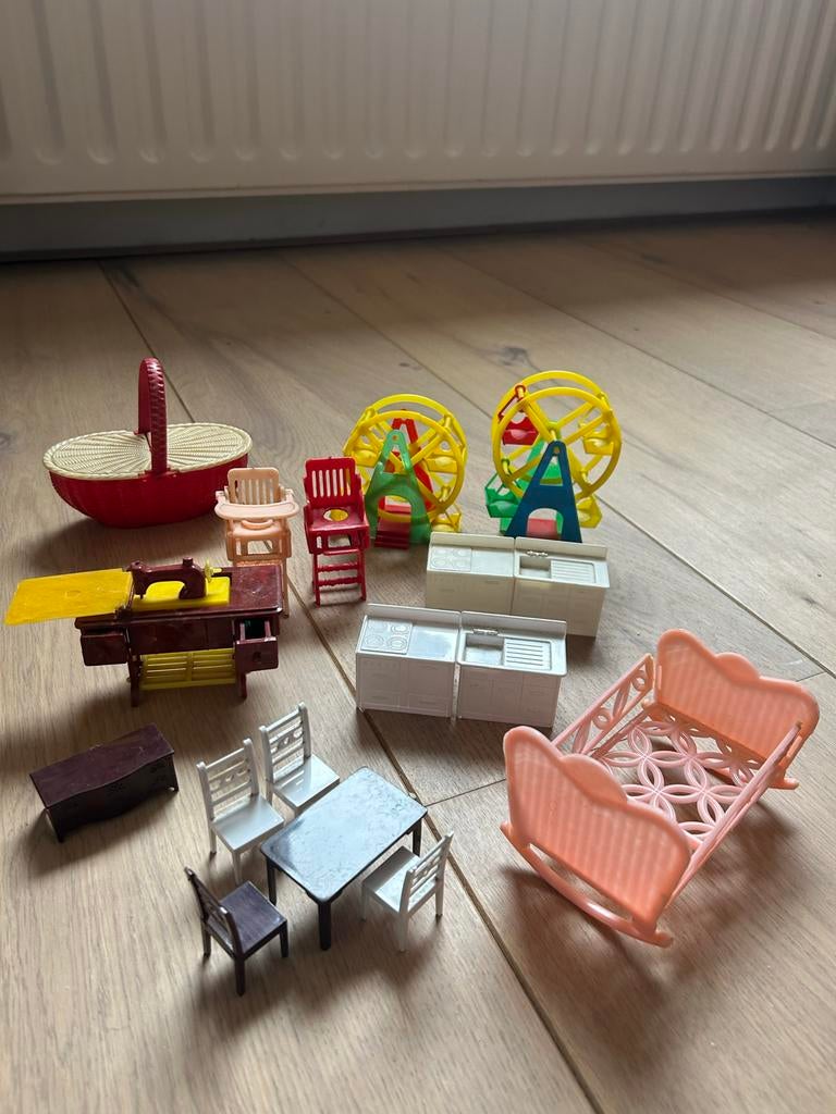Vintage Miniatuur Speelgoed Set: Meubels, Auto's & Meer, Ophalen, Gebruikt, Jongen of Meisje
